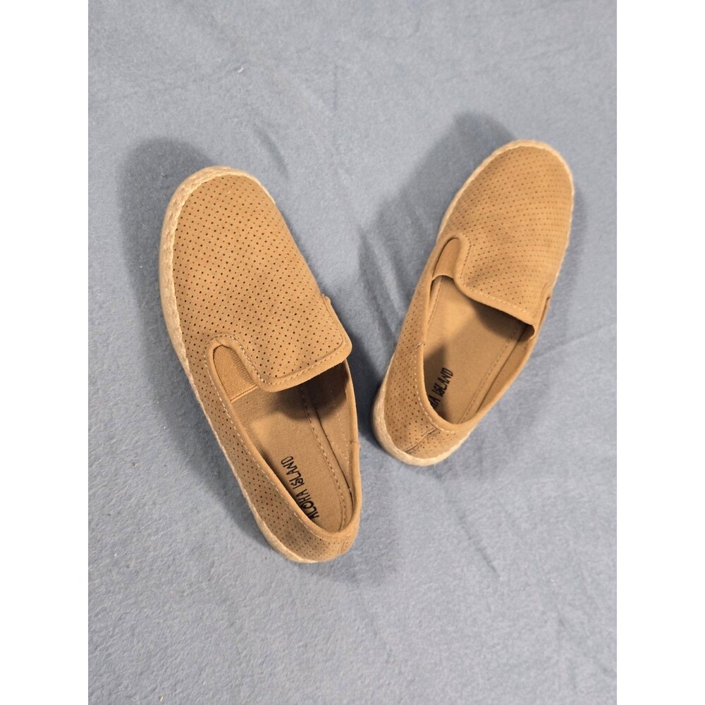 ALOHA ISLAND Womens size 6 Brown Canvas Slip On Beach Loafers Comfort Shoes